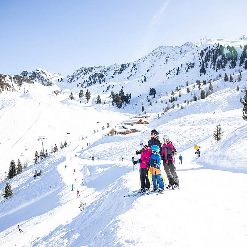 Family ski area
Hochoetz
