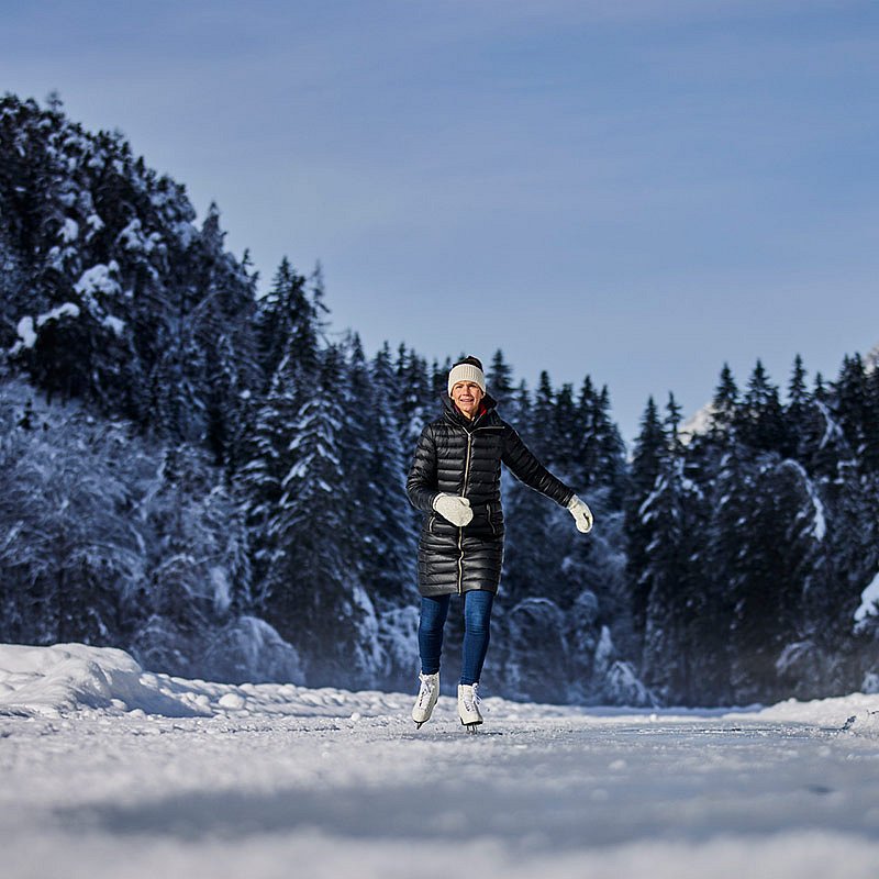 Ice skating on
Piburger See